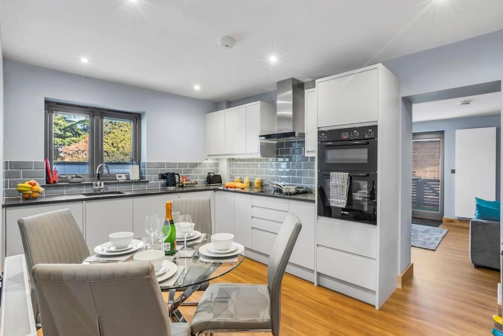 Isabel'S Wing! A Stunning 2 Bedroom Property NWI Buitenkant foto